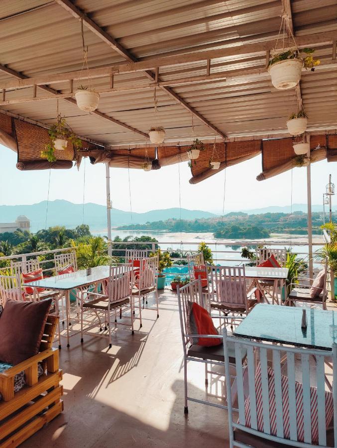 Musafir Hostel Удайпур Экстерьер фото