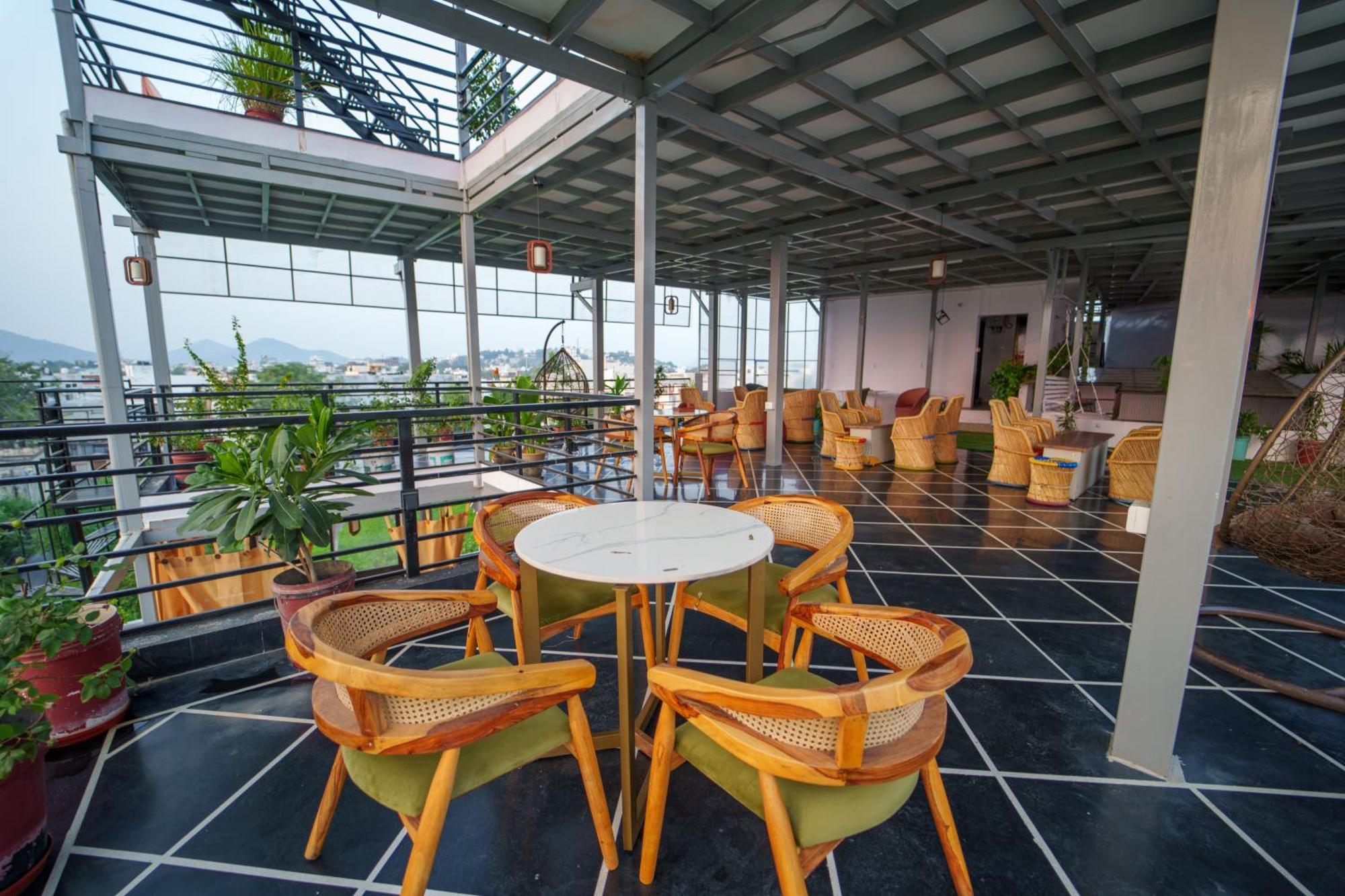 Musafir Hostel Удайпур Экстерьер фото