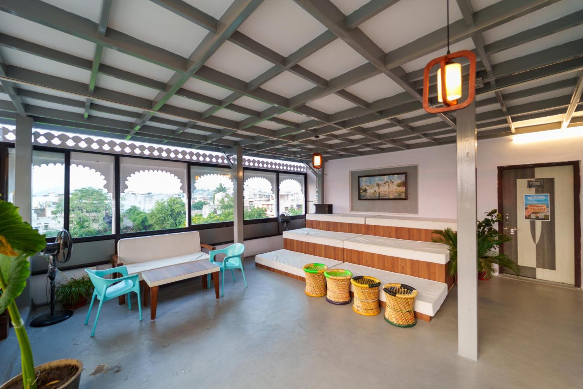 Musafir Hostel Удайпур Экстерьер фото